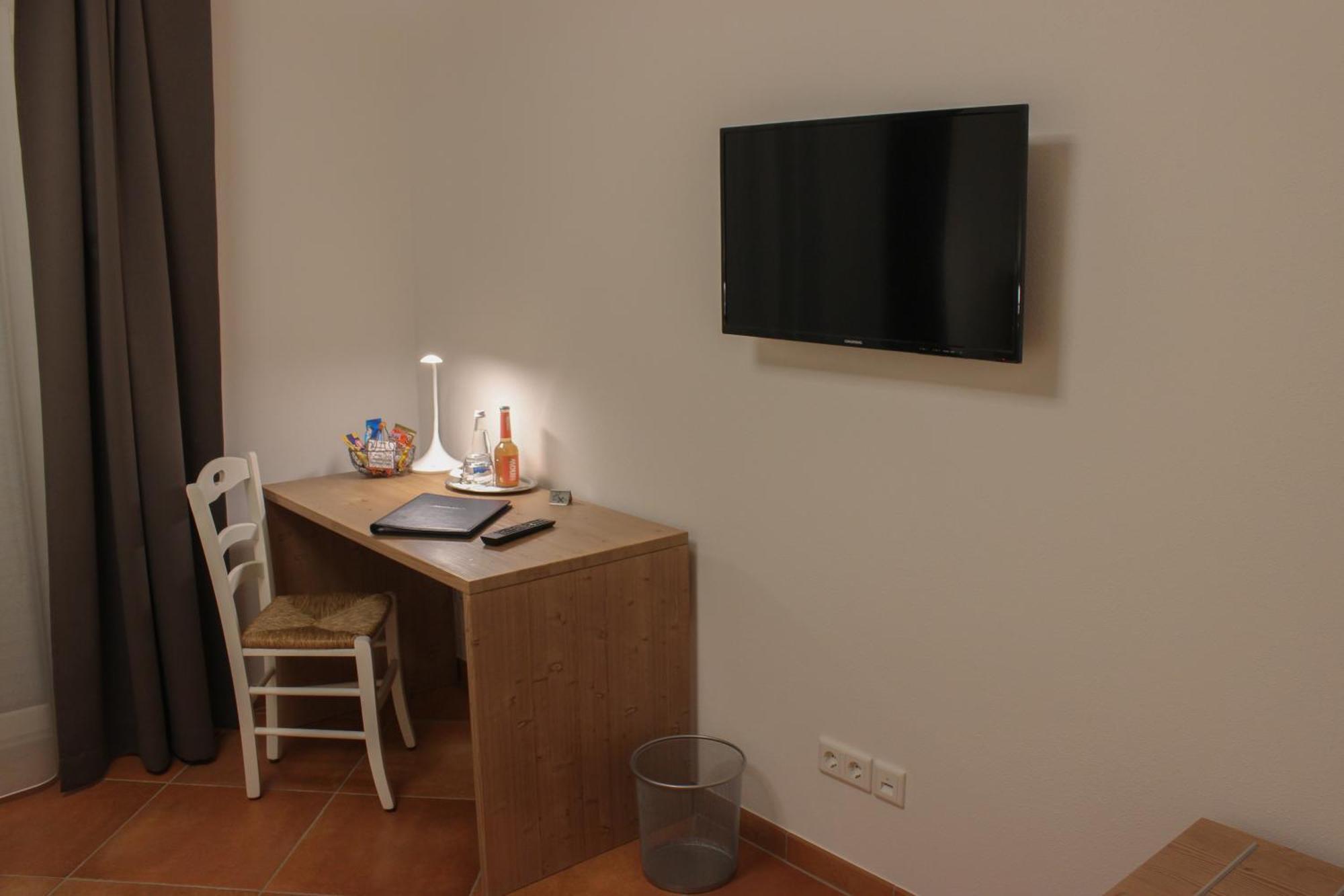 Wirtsberg Pension & Cafe Eching  Zewnętrze zdjęcie