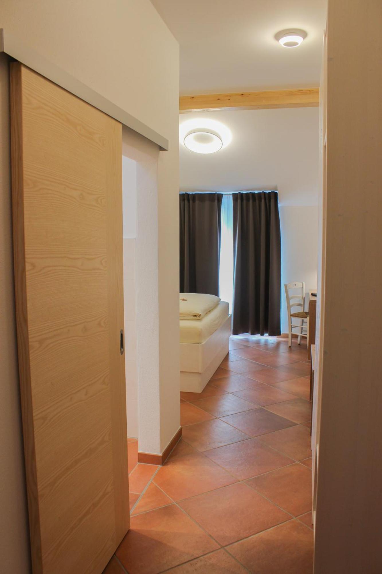 Wirtsberg Pension & Cafe Eching  Zewnętrze zdjęcie
